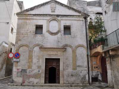 Il primo sito che troviamo � la chiesetta dell�Annunziata, del XV secolo, sconsacrata e normalmente chiusa al pubblico